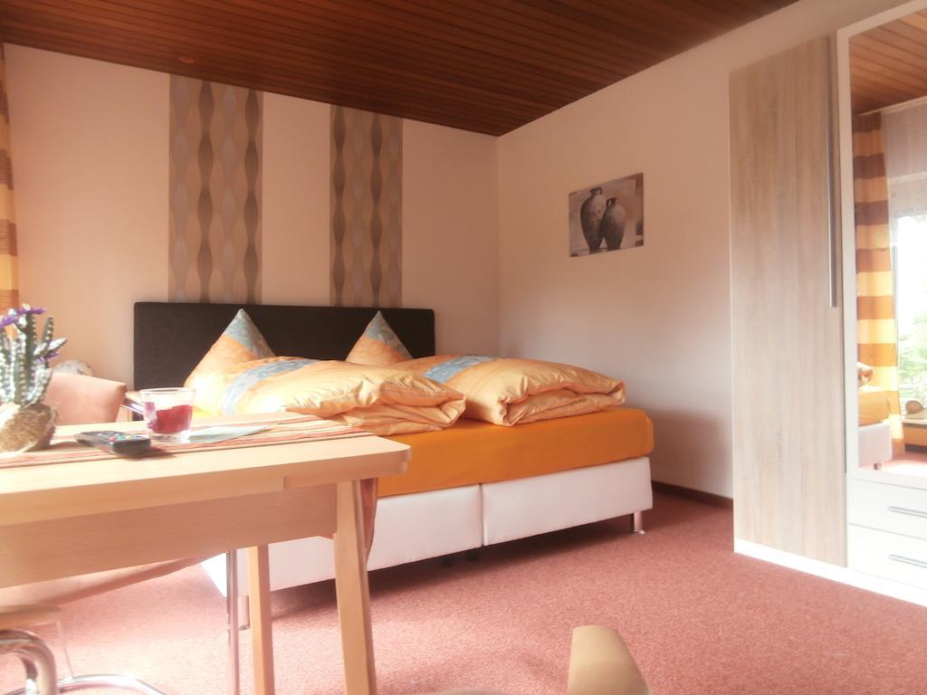 Pension-Stadt-Baden Sasbachwalden Pokoj fotografie